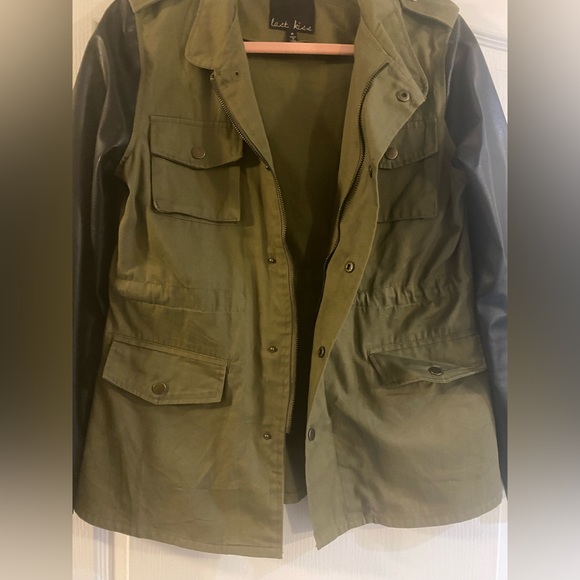 Army Green Lightweight Jacket - Picture 2 of 4